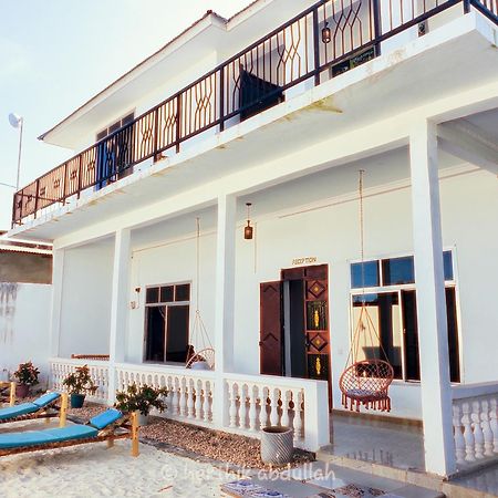 مبيت وإفطار نونغوي Raha House المظهر الخارجي الصورة