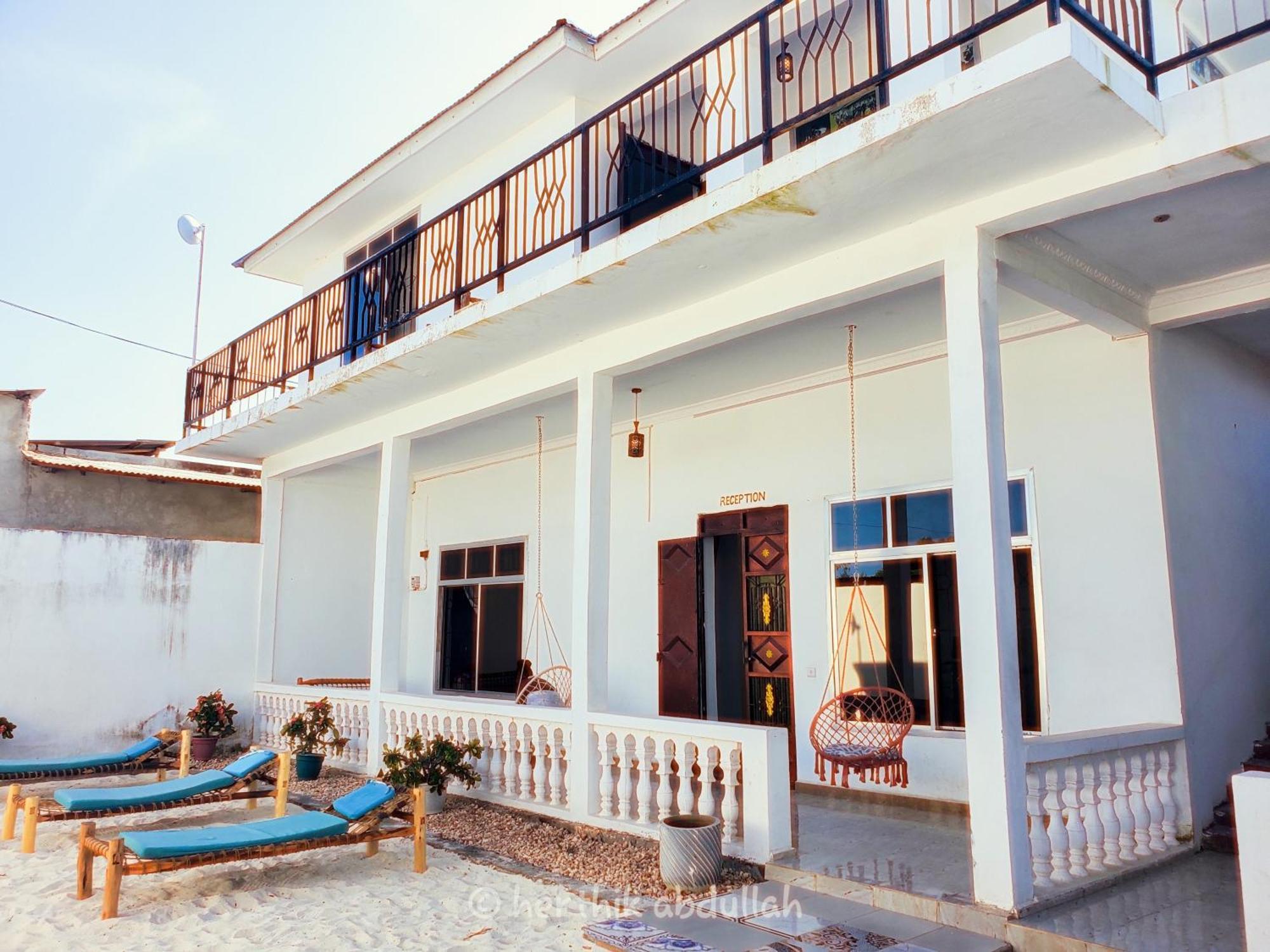 مبيت وإفطار نونغوي Raha House المظهر الخارجي الصورة