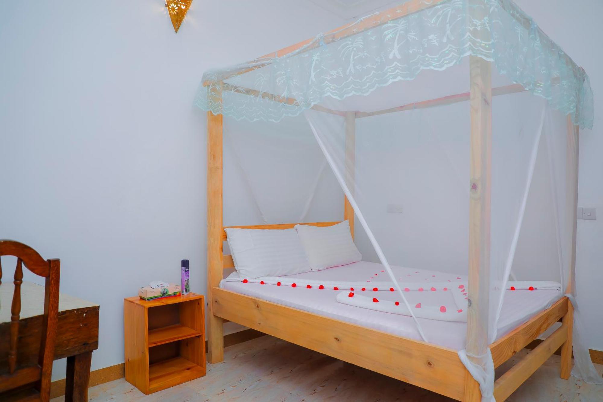مبيت وإفطار نونغوي Raha House المظهر الخارجي الصورة