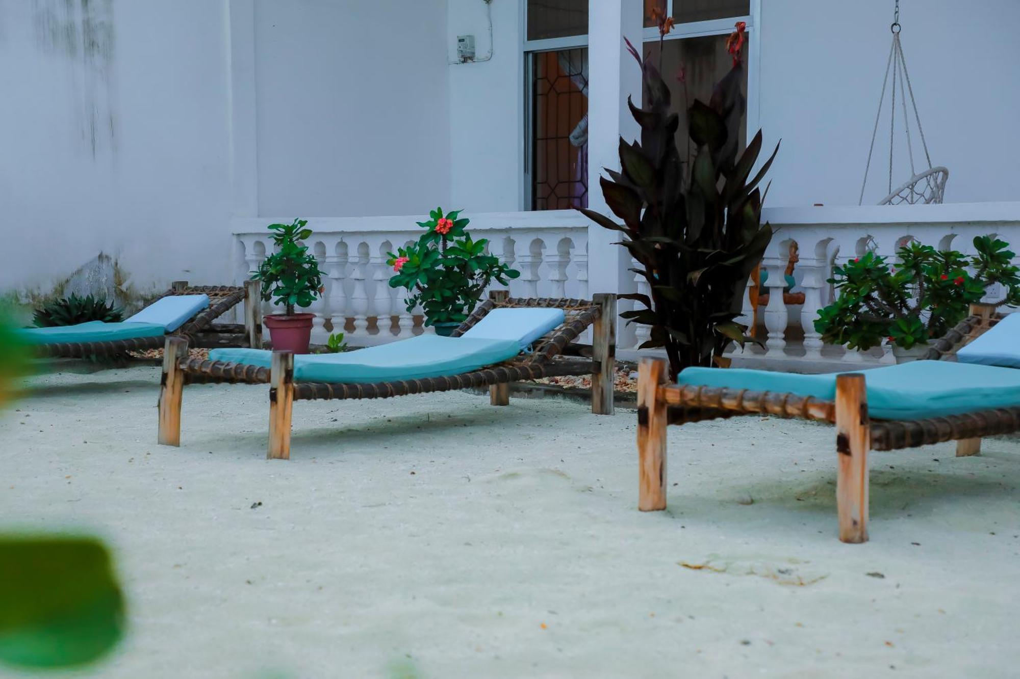 مبيت وإفطار نونغوي Raha House المظهر الخارجي الصورة